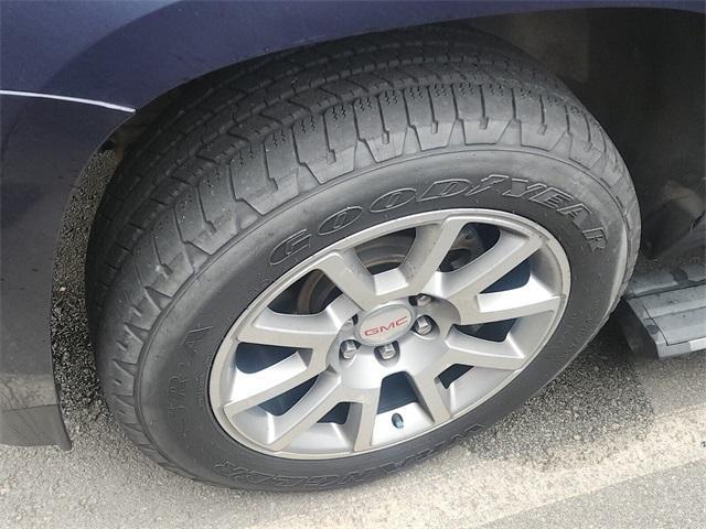 used 2018 GMC Yukon car, priced at $32,334