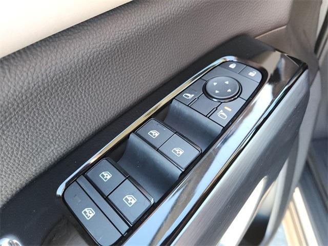 new 2025 Nissan Pathfinder car, priced at $37,025