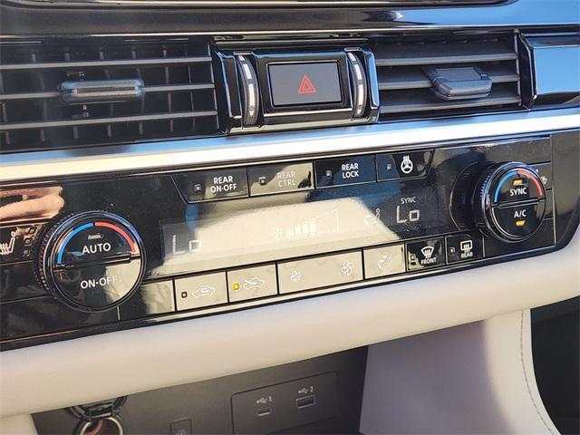 new 2025 Nissan Pathfinder car, priced at $37,025