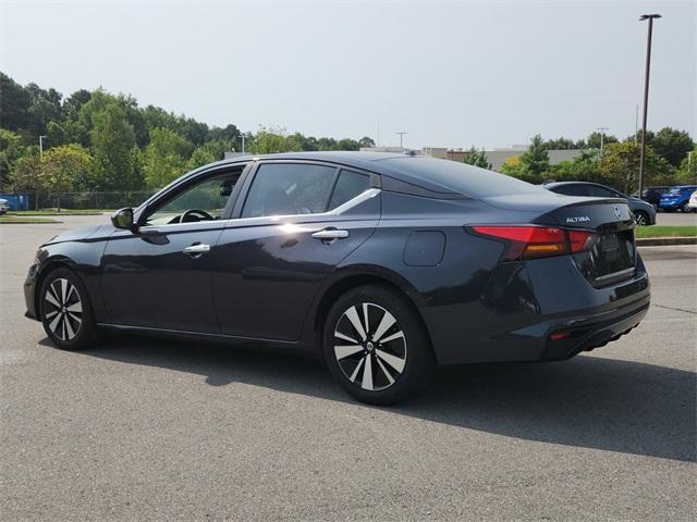 used 2022 Nissan Altima car, priced at $17,200