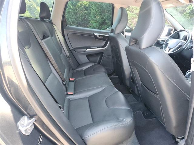 used 2015 Volvo XC60 car, priced at $11,712