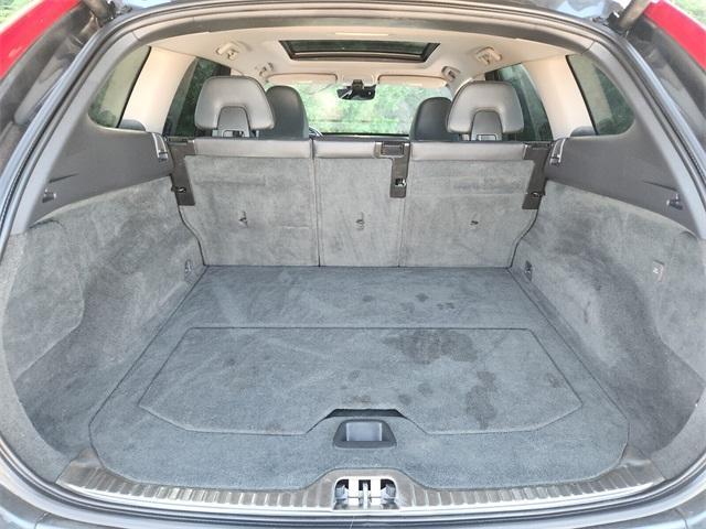 used 2015 Volvo XC60 car, priced at $11,712