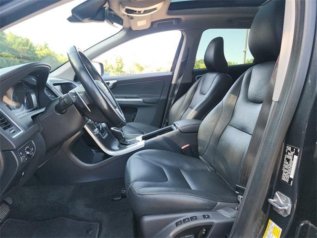 used 2015 Volvo XC60 car, priced at $11,712