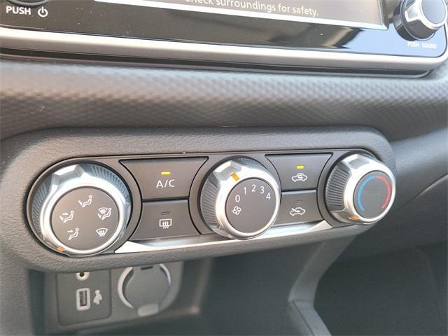 new 2025 Nissan Kicks Play car, priced at $23,850