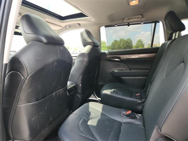 used 2021 Toyota Highlander car, priced at $29,523