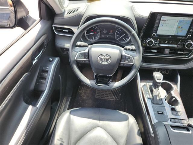 used 2021 Toyota Highlander car, priced at $29,523