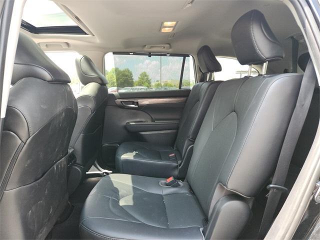 used 2021 Toyota Highlander car, priced at $29,523