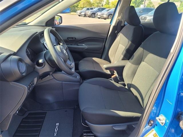 new 2025 Nissan Kicks Play car, priced at $23,850