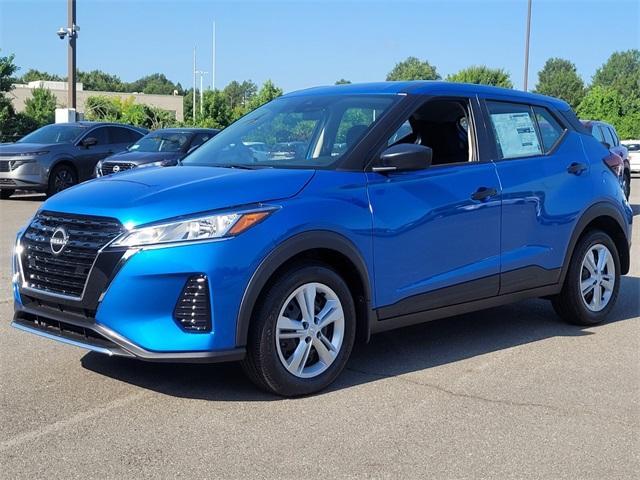 new 2025 Nissan Kicks Play car, priced at $23,850