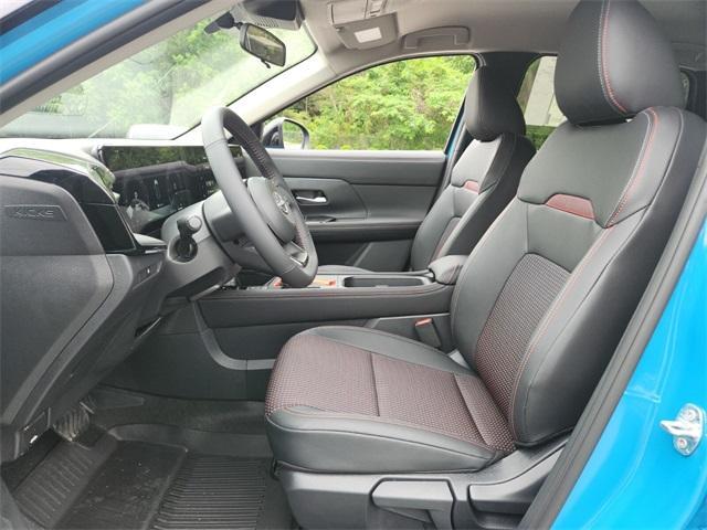new 2025 Nissan Kicks car, priced at $29,805