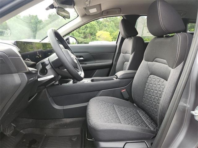 new 2025 Nissan Kicks car, priced at $25,737