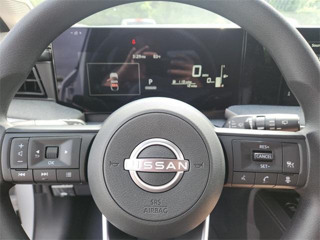 new 2025 Nissan Kicks car, priced at $26,757