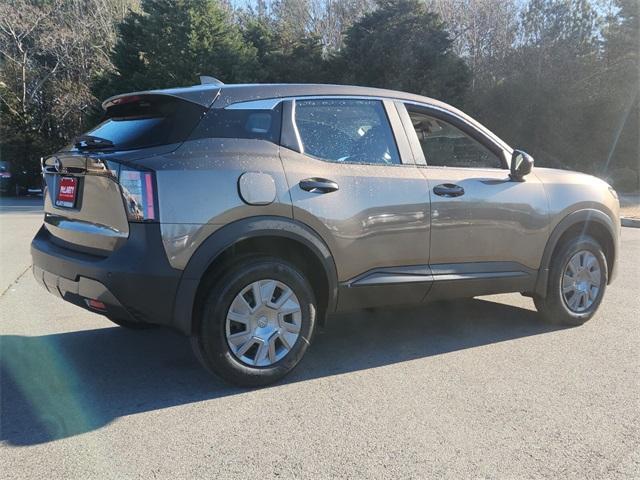 new 2025 Nissan Kicks car, priced at $22,725