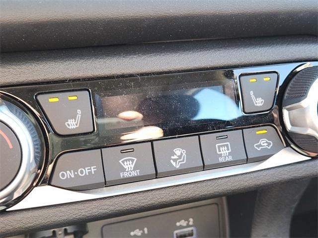 new 2025 Nissan Versa car, priced at $22,619