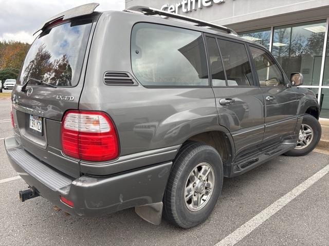 used 2001 Lexus LX 470 car, priced at $10,000