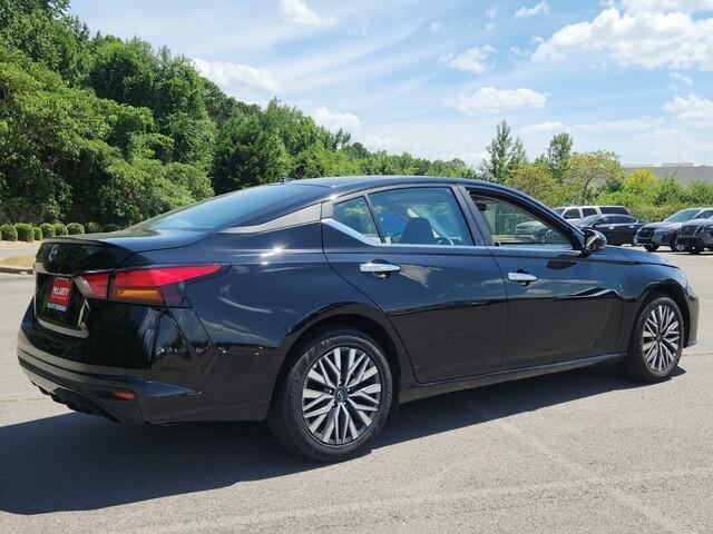 used 2025 Nissan Altima car, priced at $22,362
