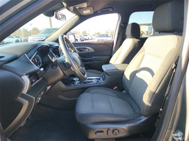 used 2023 Chevrolet Traverse car, priced at $25,971