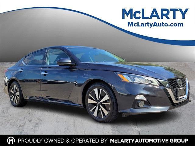 used 2020 Nissan Altima car, priced at $15,400