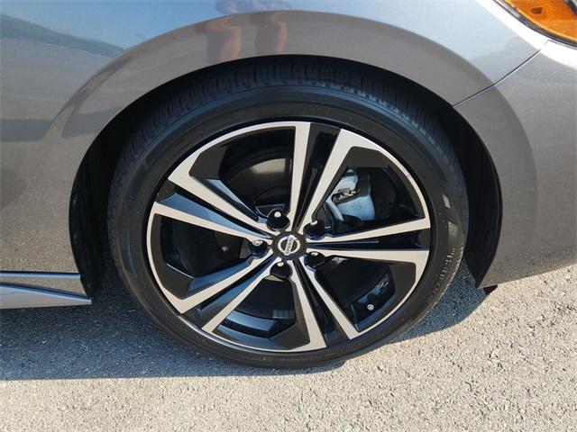 used 2023 Nissan Sentra car, priced at $20,884