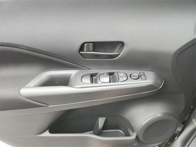 new 2025 Nissan Kicks Play car, priced at $23,760