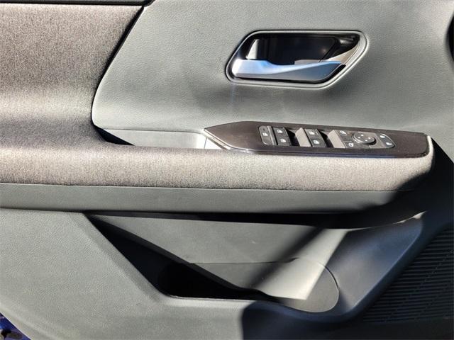 new 2026 Nissan Kicks car, priced at $27,405