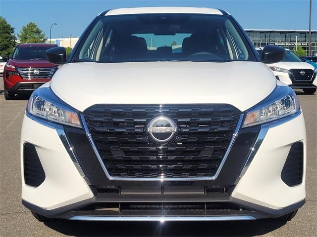 new 2025 Nissan Kicks Play car, priced at $23,850