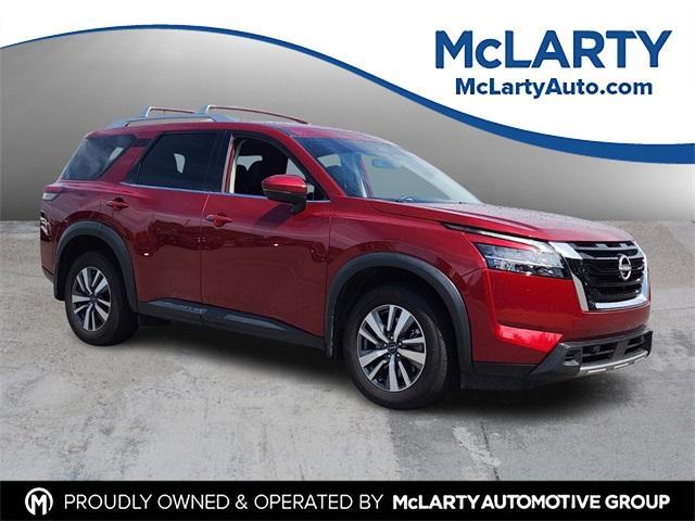 used 2024 Nissan Pathfinder car, priced at $35,320