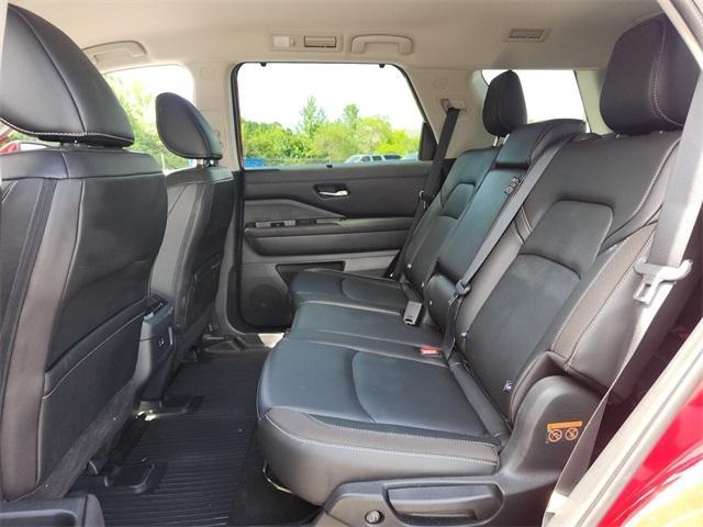 used 2024 Nissan Pathfinder car, priced at $35,320
