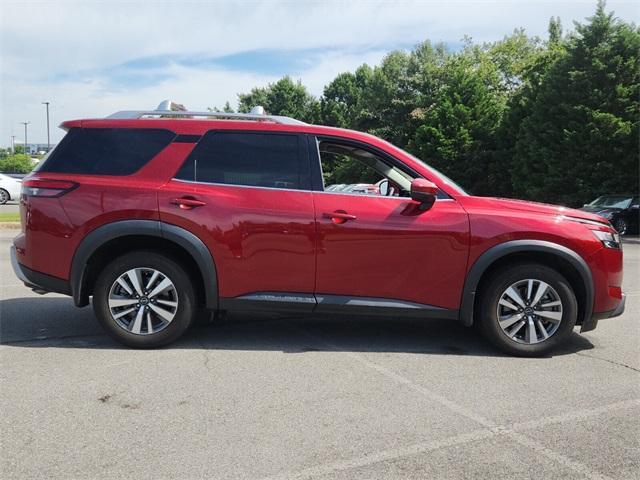 used 2024 Nissan Pathfinder car, priced at $35,320