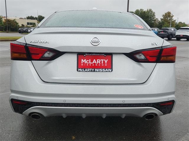 used 2022 Nissan Altima car, priced at $18,000