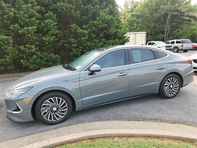 used 2023 Hyundai Sonata Hybrid car, priced at $27,000