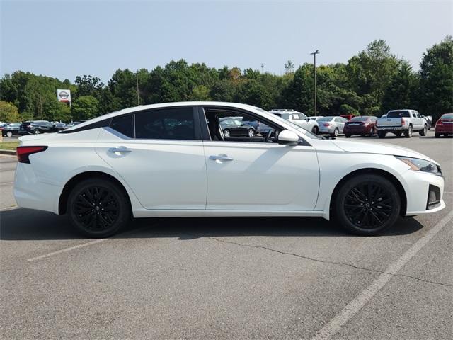 new 2025 Nissan Altima car, priced at $27,390