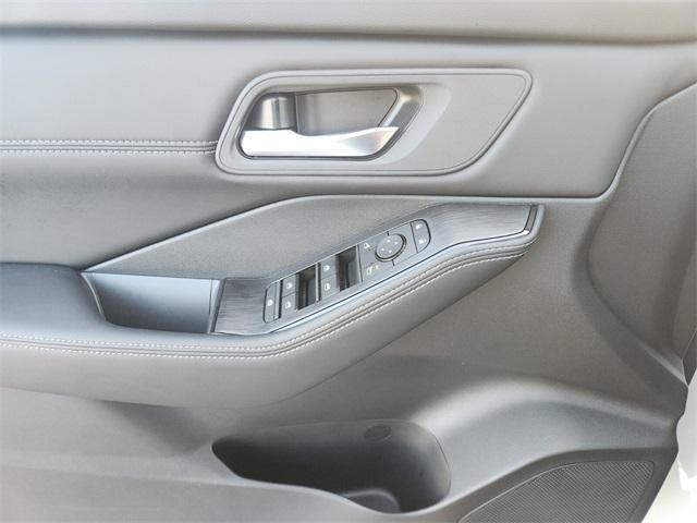 new 2025 Nissan Rogue car, priced at $32,808