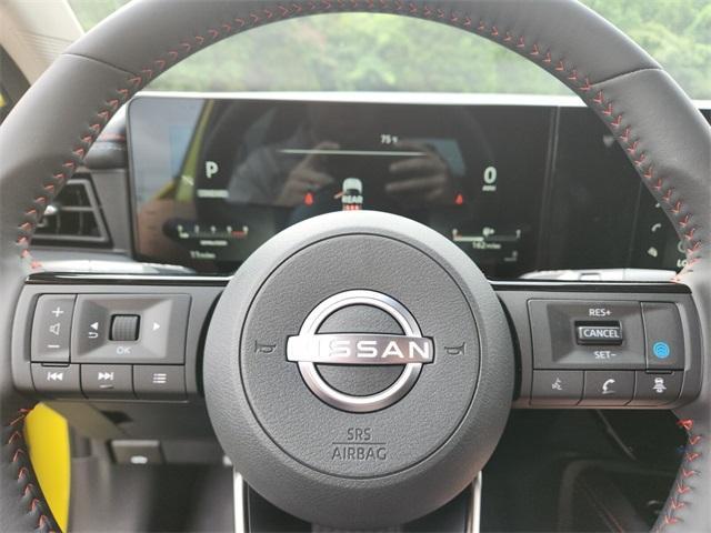 new 2025 Nissan Kicks car, priced at $29,748