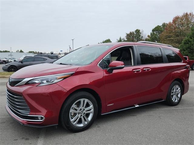 used 2021 Toyota Sienna car, priced at $42,664