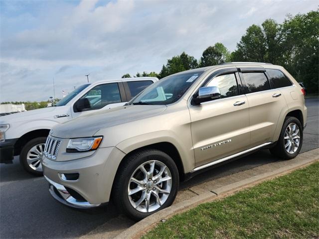 used 2015 Jeep Grand Cherokee car, priced at $15,700