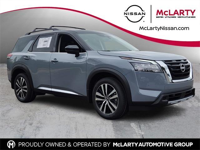 new 2025 Nissan Pathfinder car, priced at $51,672