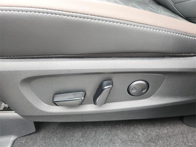 new 2025 Nissan Pathfinder car, priced at $51,672