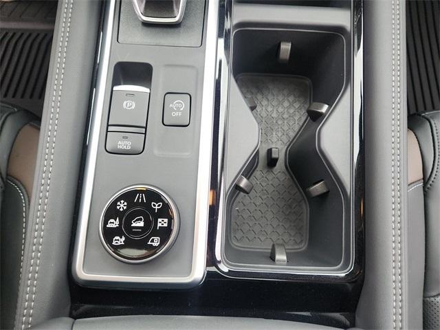 new 2025 Nissan Pathfinder car, priced at $51,672