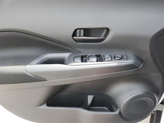 new 2025 Nissan Kicks Play car, priced at $23,850