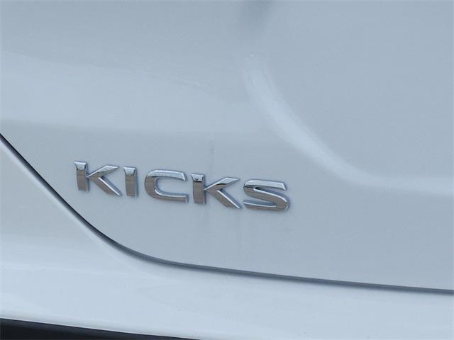 new 2025 Nissan Kicks Play car, priced at $23,850