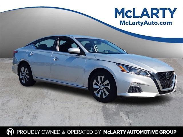 used 2020 Nissan Altima car, priced at $15,400