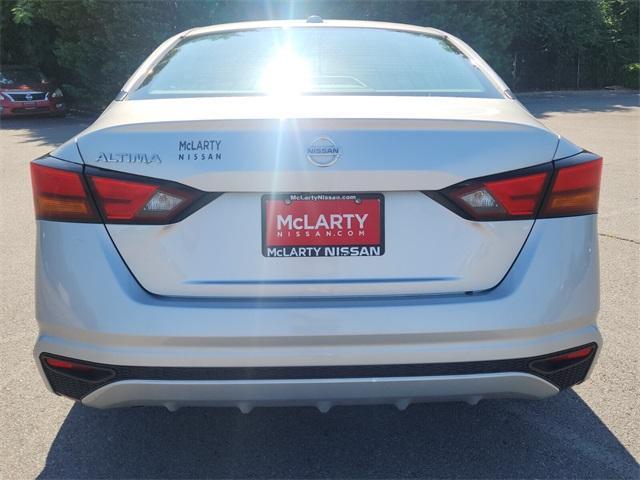 used 2020 Nissan Altima car, priced at $15,400