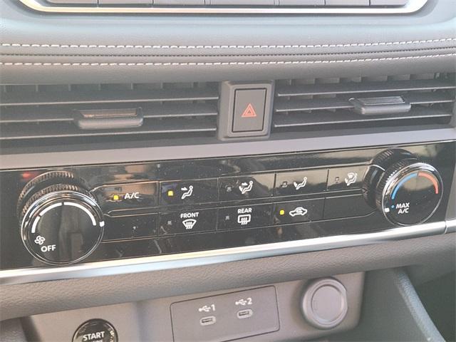 new 2026 Nissan Rogue car, priced at $362,052