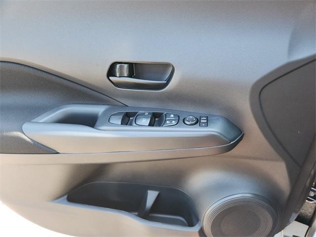 new 2025 Nissan Kicks Play car, priced at $23,850