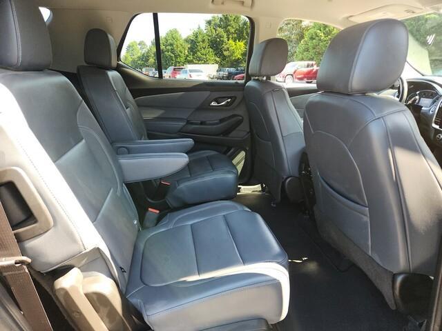 used 2021 Chevrolet Traverse car, priced at $21,800