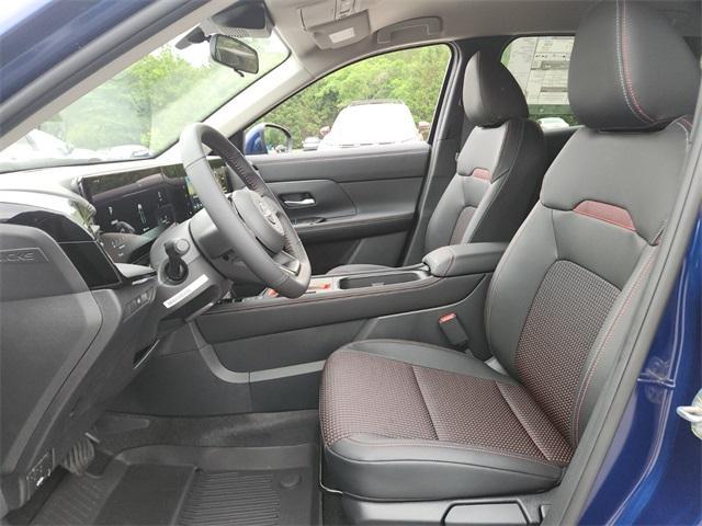 new 2025 Nissan Kicks car, priced at $29,088
