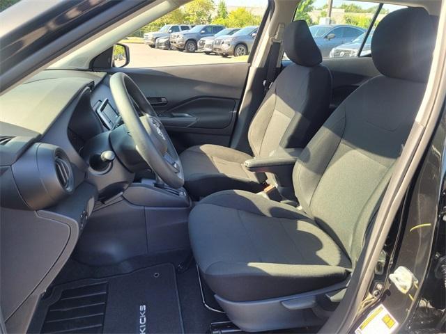 new 2025 Nissan Kicks Play car, priced at $23,850
