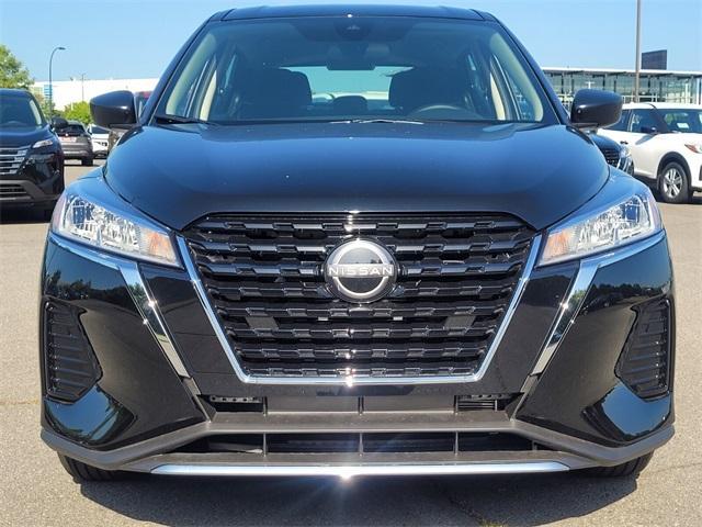 new 2025 Nissan Kicks Play car, priced at $23,850