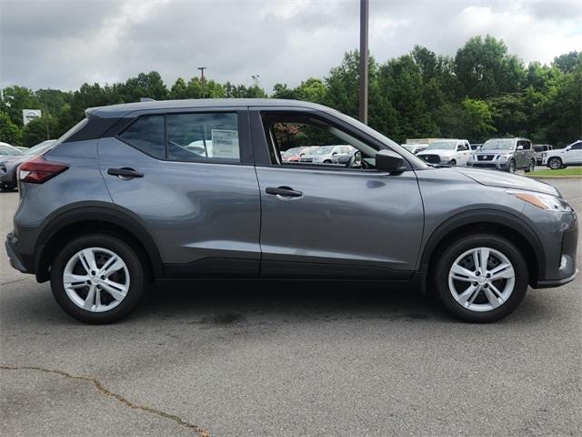 new 2025 Nissan Kicks Play car, priced at $23,850